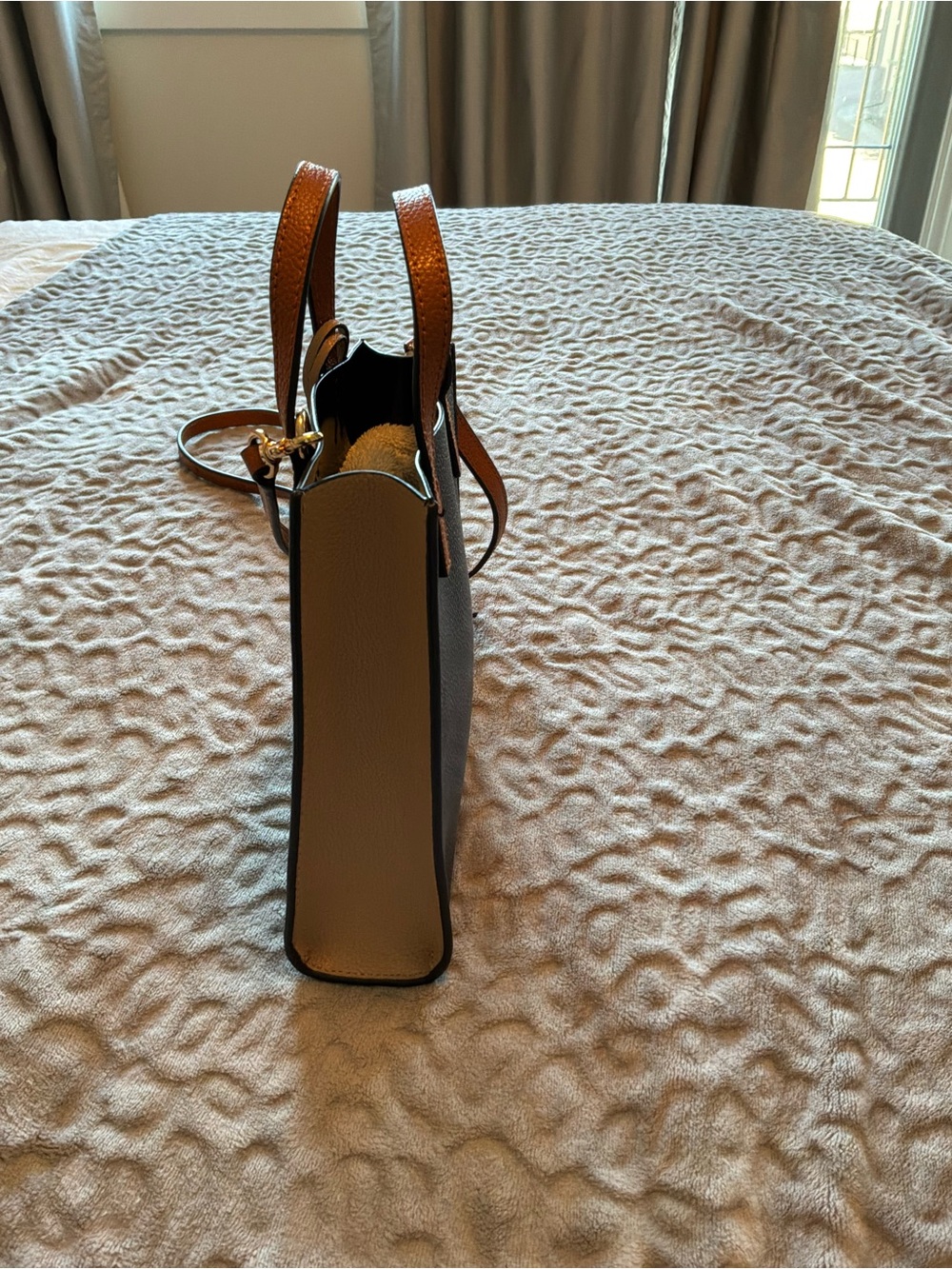 Marc Jacobs Calfskin Micro Grind Tote Bag- Smoked Almond Multicolour - Picture 4 of 5